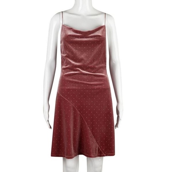 149- Speechless NWT Dusty Pink Spaghetti Strap Mini Dress, Size Small - Picture 1 of 6